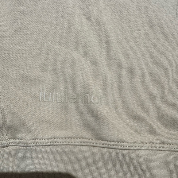 Lululemon Men's Cream Sweatshirt - Picture 5 of 9